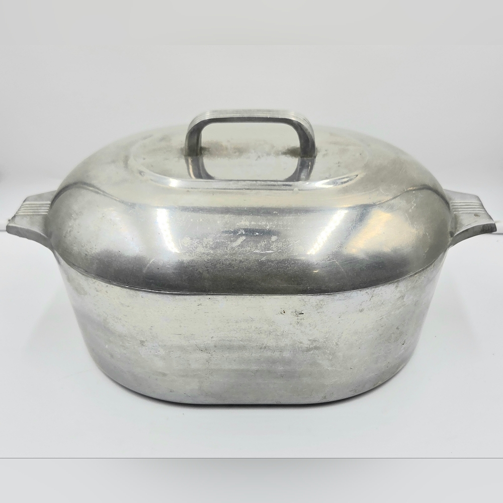 Wagner Ware Sidney O Magnalite 4265-P Roaster Dutch Oven Pot and Lid.